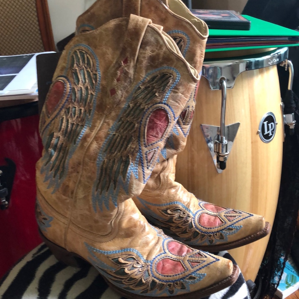Heart wings wide calf cowboy boots Corral